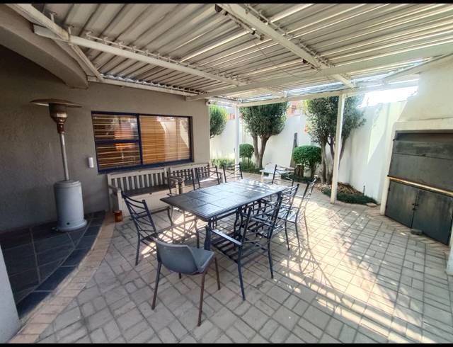 1,047M² WAREHOUSE FOR SALE IN ORMONDE